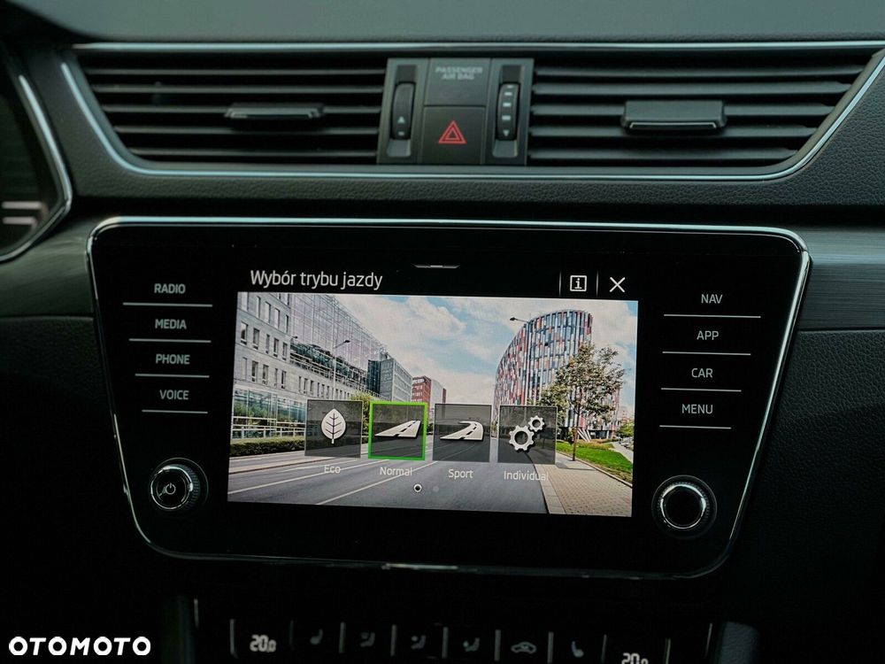 Skoda Superb 1.4 TSI Plug-In Hybrid Style DSG - 30