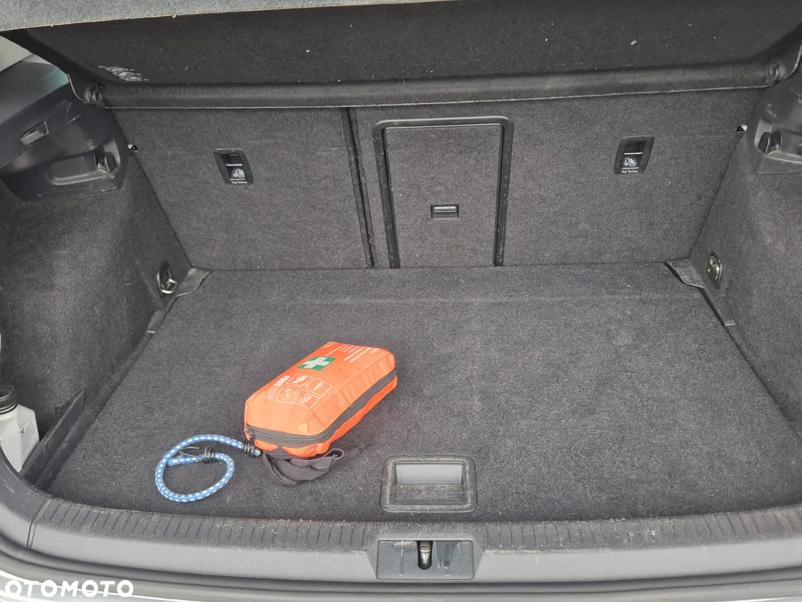 Volkswagen Golf - 18