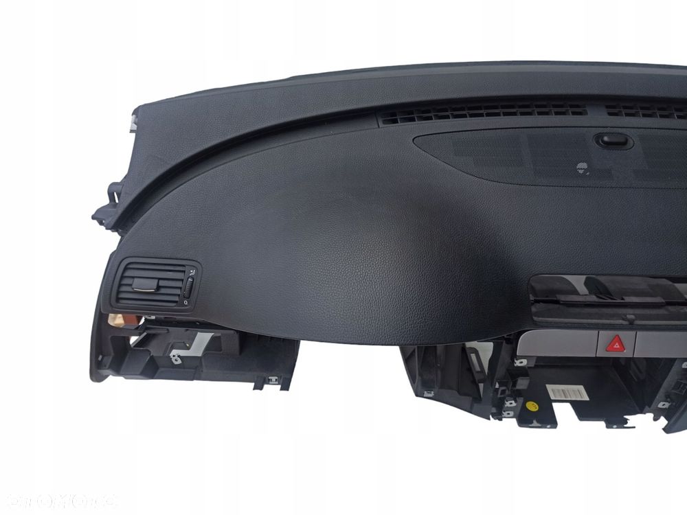 Deska rozdzielcza kokpit konsola VW PASSAT B6 B7 CC Europa - 13