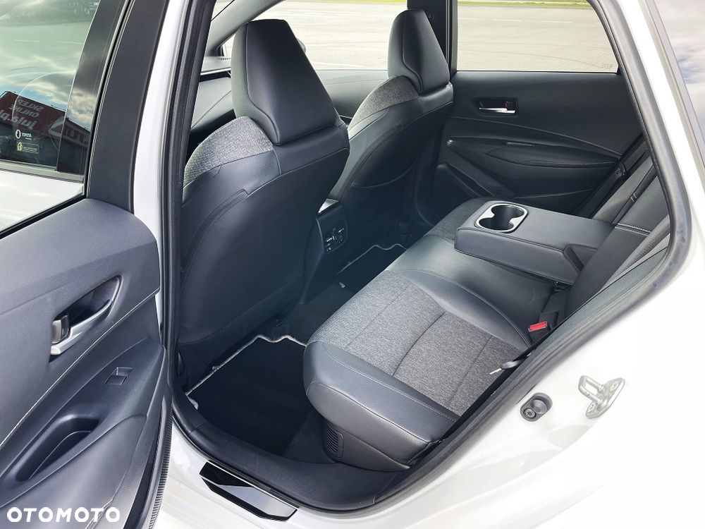 Toyota Corolla 1.8 Team Deutschland - 14