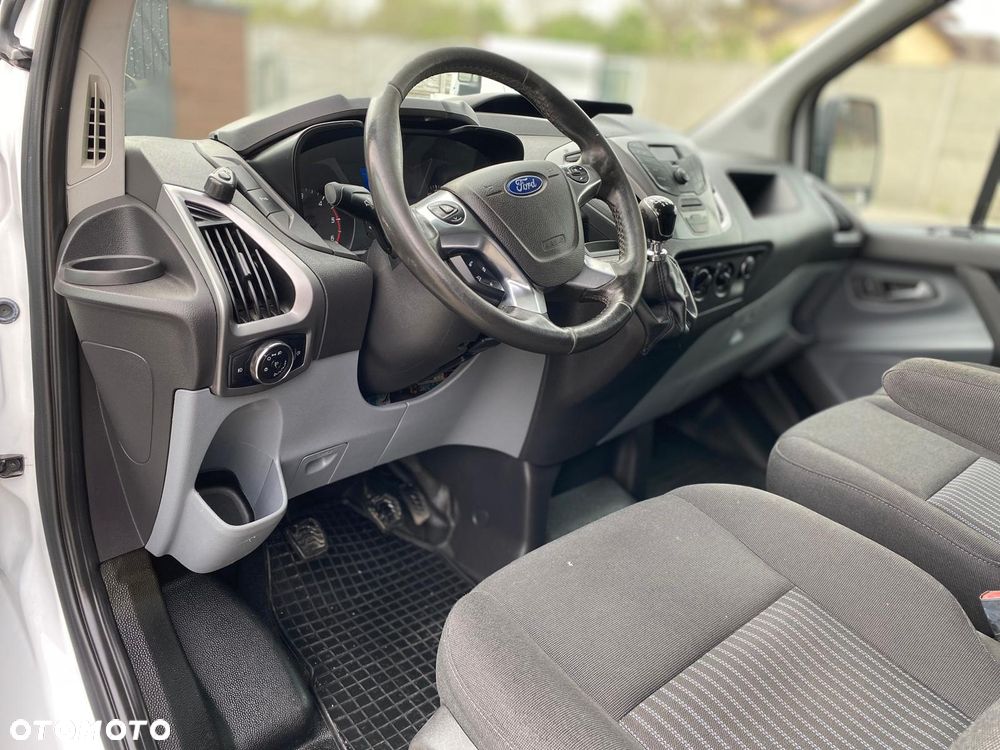 Ford TRANSIT CUSTOM - 14