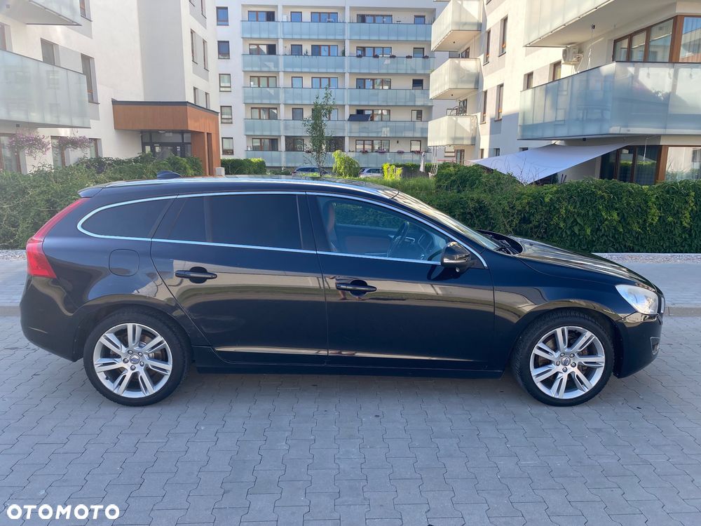 Volvo V60 - 1