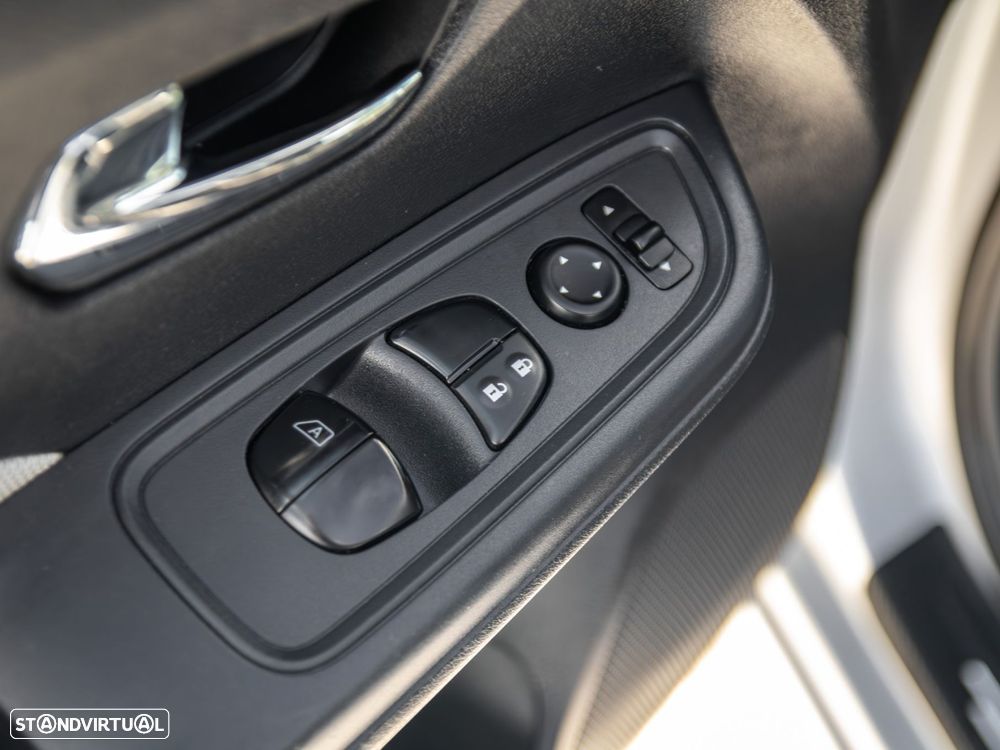 Nissan Micra 1.5 dCi Tekna S/S - 33