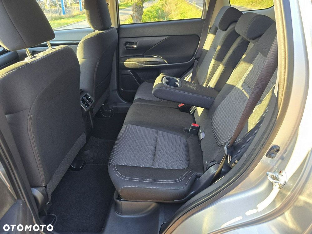 Mitsubishi Outlander 2.0 2WD CVT Diamant Edition - 18