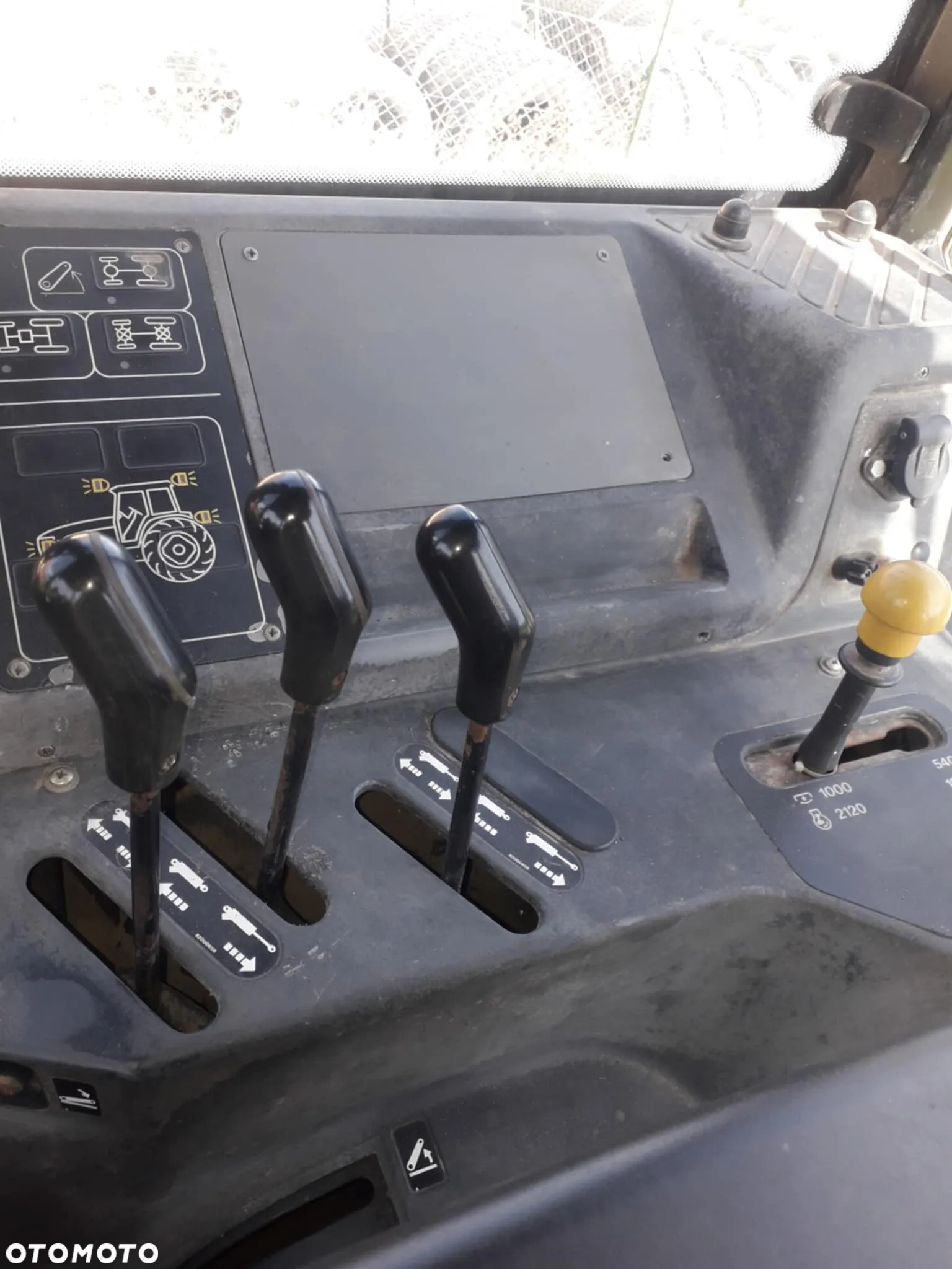 New Holland TM 190 - 14