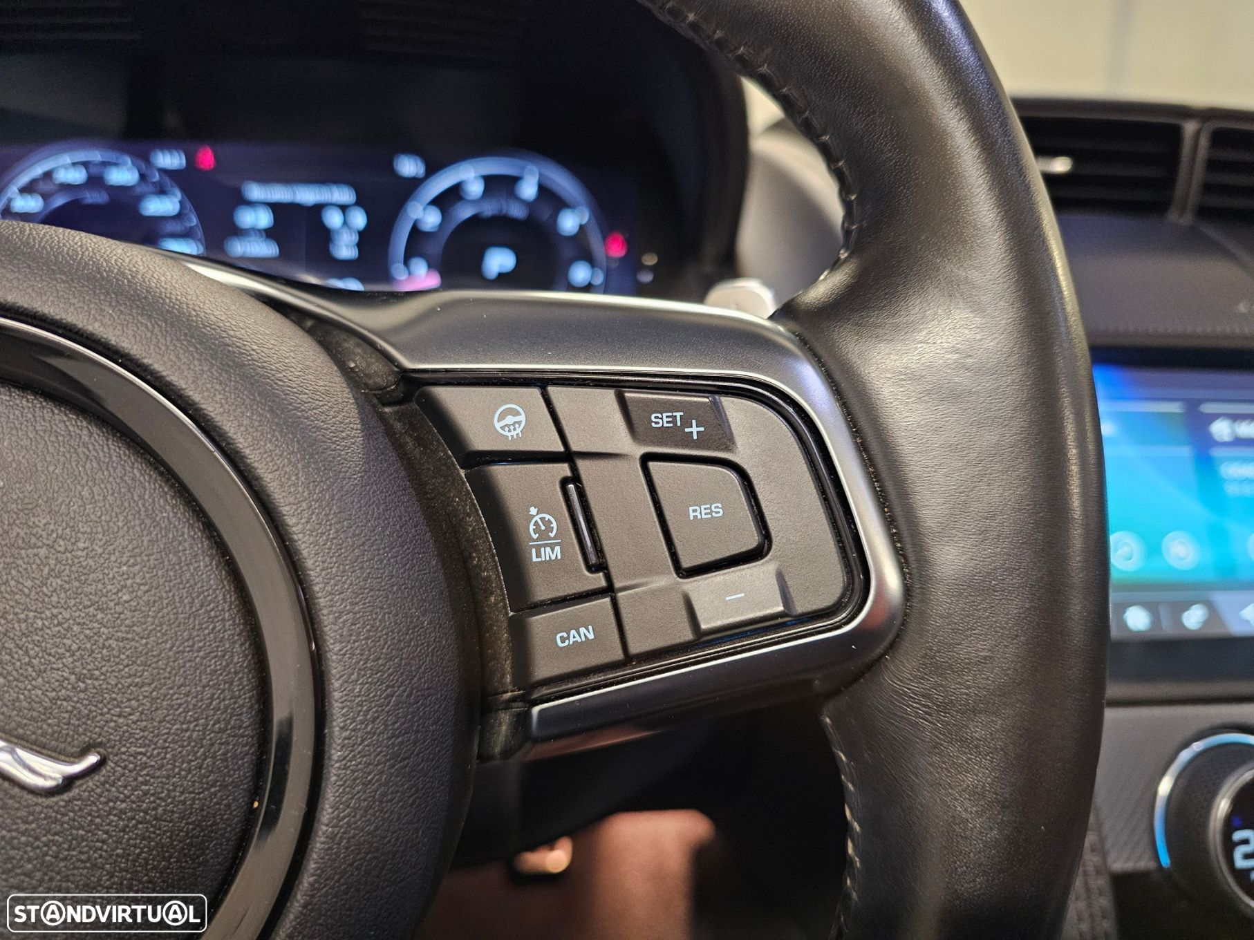 Jaguar F-Type 2.0 i4 R-Dynamic Black - 28