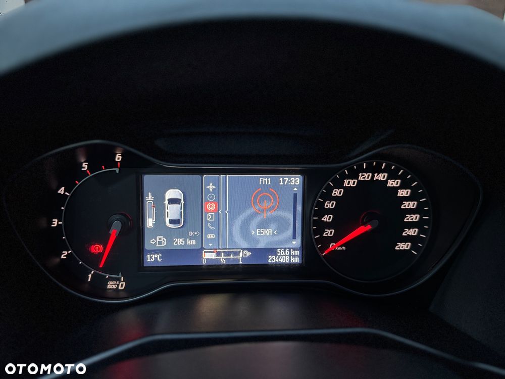 Ford Mondeo 2.0 TDCi Titanium X - 24