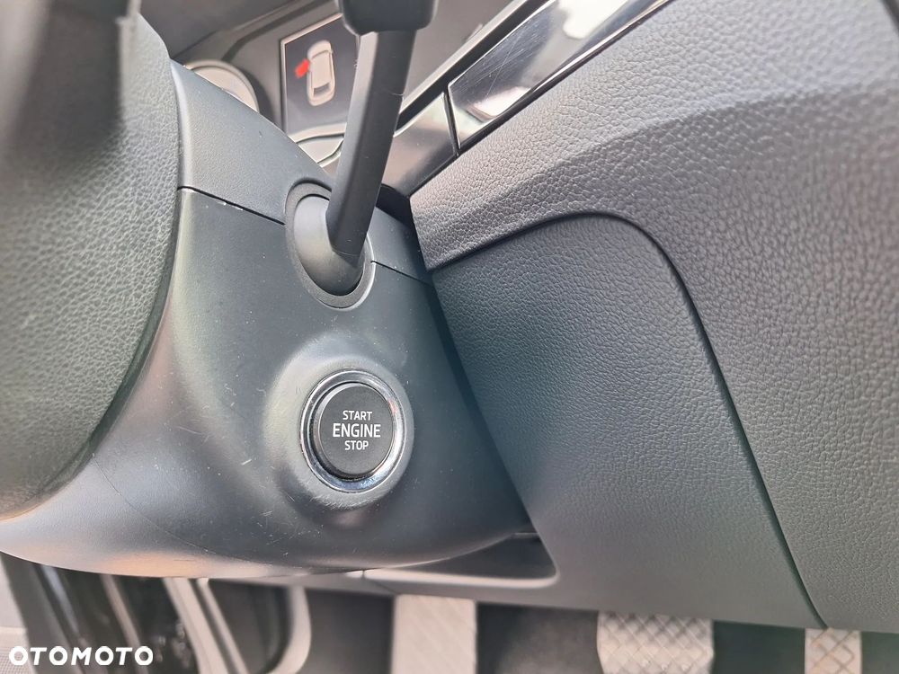 Skoda Superb 2.0 TDI DSG L&K - 17
