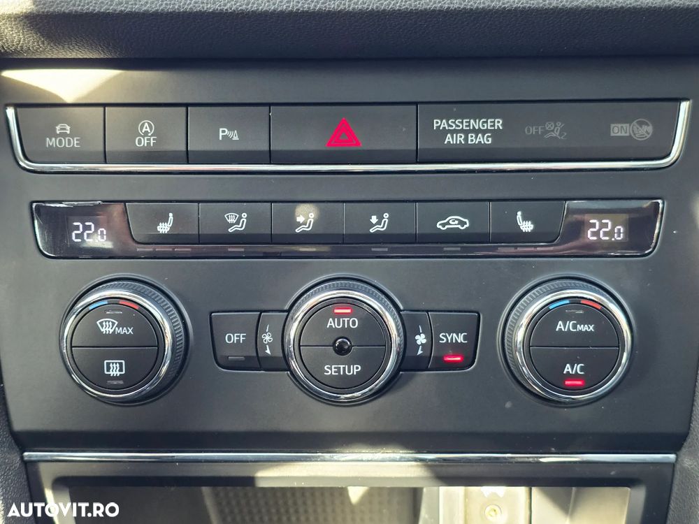 Seat Leon 2.0 TDI Start&Stop 4DRIVE DSG X-Perience - 24