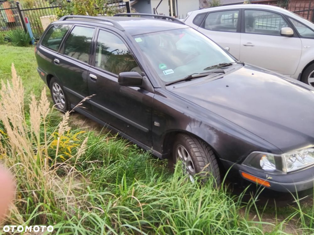 Volvo V40 1.8 - 4