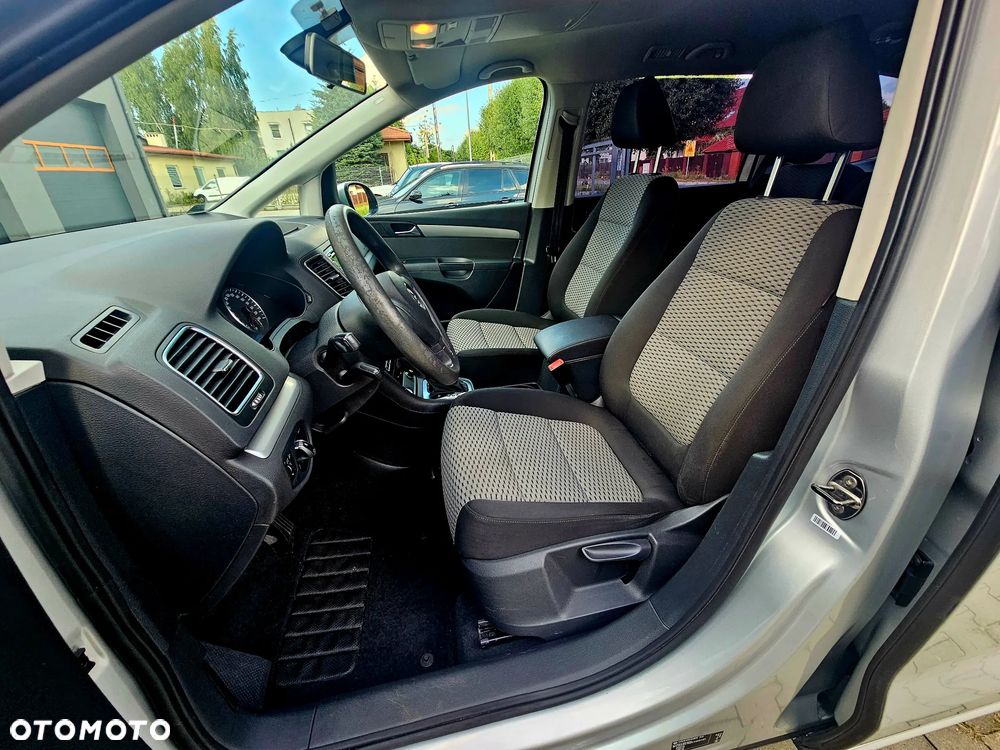Volkswagen Sharan 2.0 TDI DSG BlueMotion Technology Trendline - 10