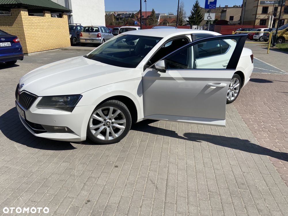 Skoda Superb 2.0 TDI Ambition - 7