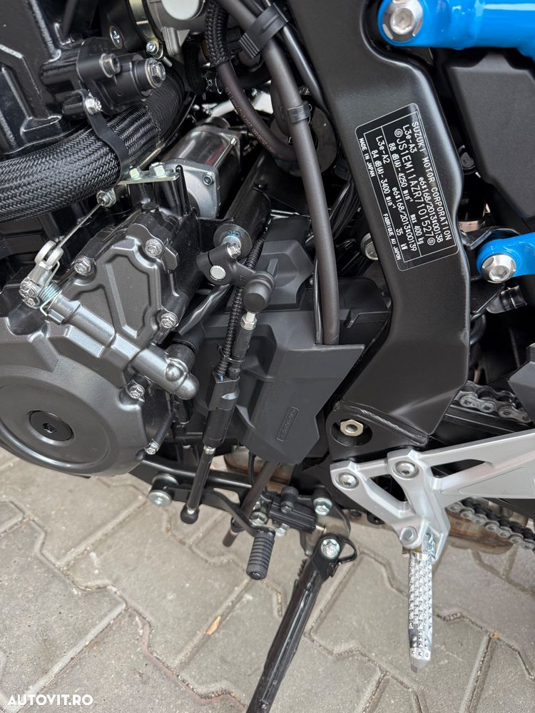 Suzuki GSX-8S - 3
