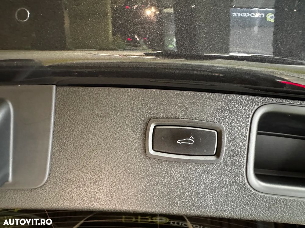 Porsche Macan Standard - 26