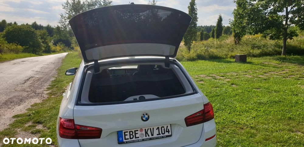 BMW Seria 5 530d xDrive Touring Sport-Aut Luxury Line - 13