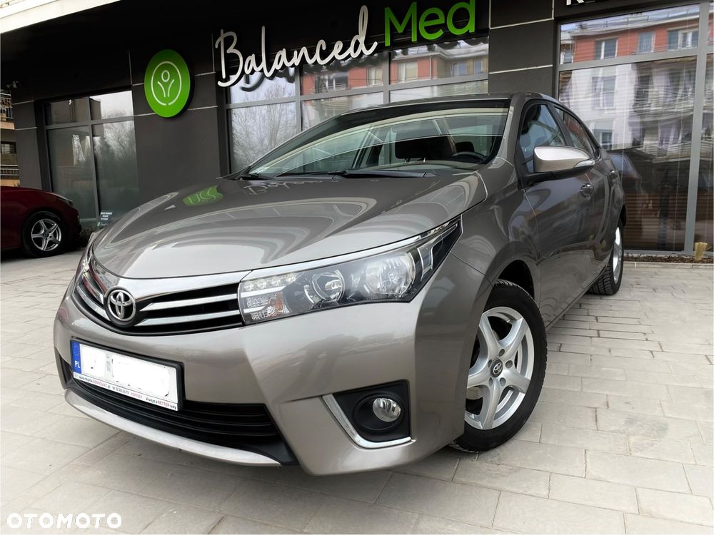 Toyota Corolla 1.6 Premium - 9