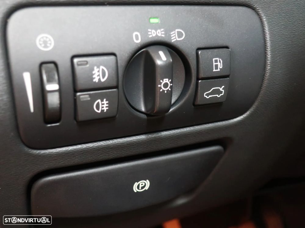 Volvo S80 2.4 D5 Nivel 2 - 16