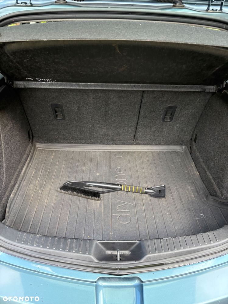 Mazda 3 - 7