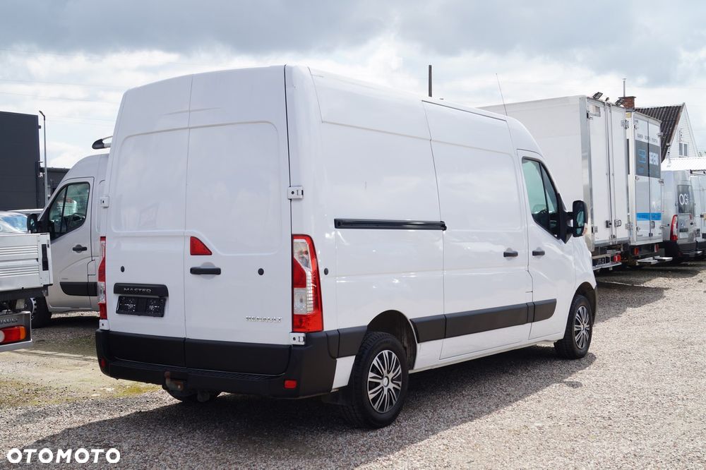 Renault Master - 11