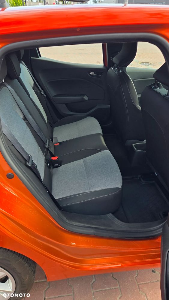 Renault Clio - 18