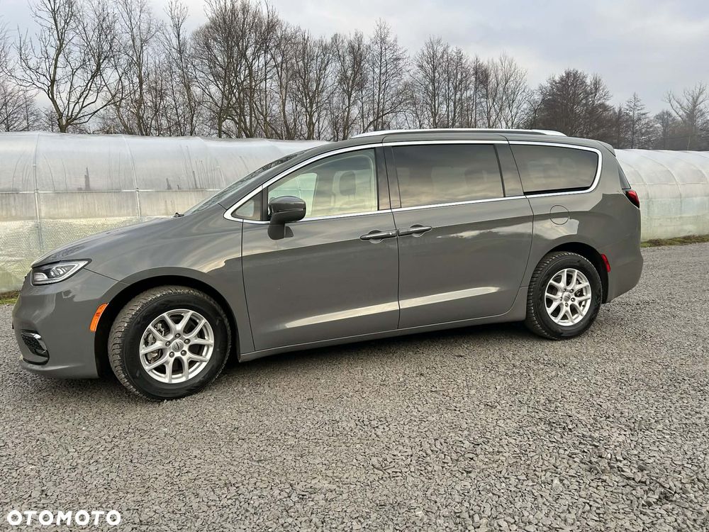 Chrysler Pacifica - 9