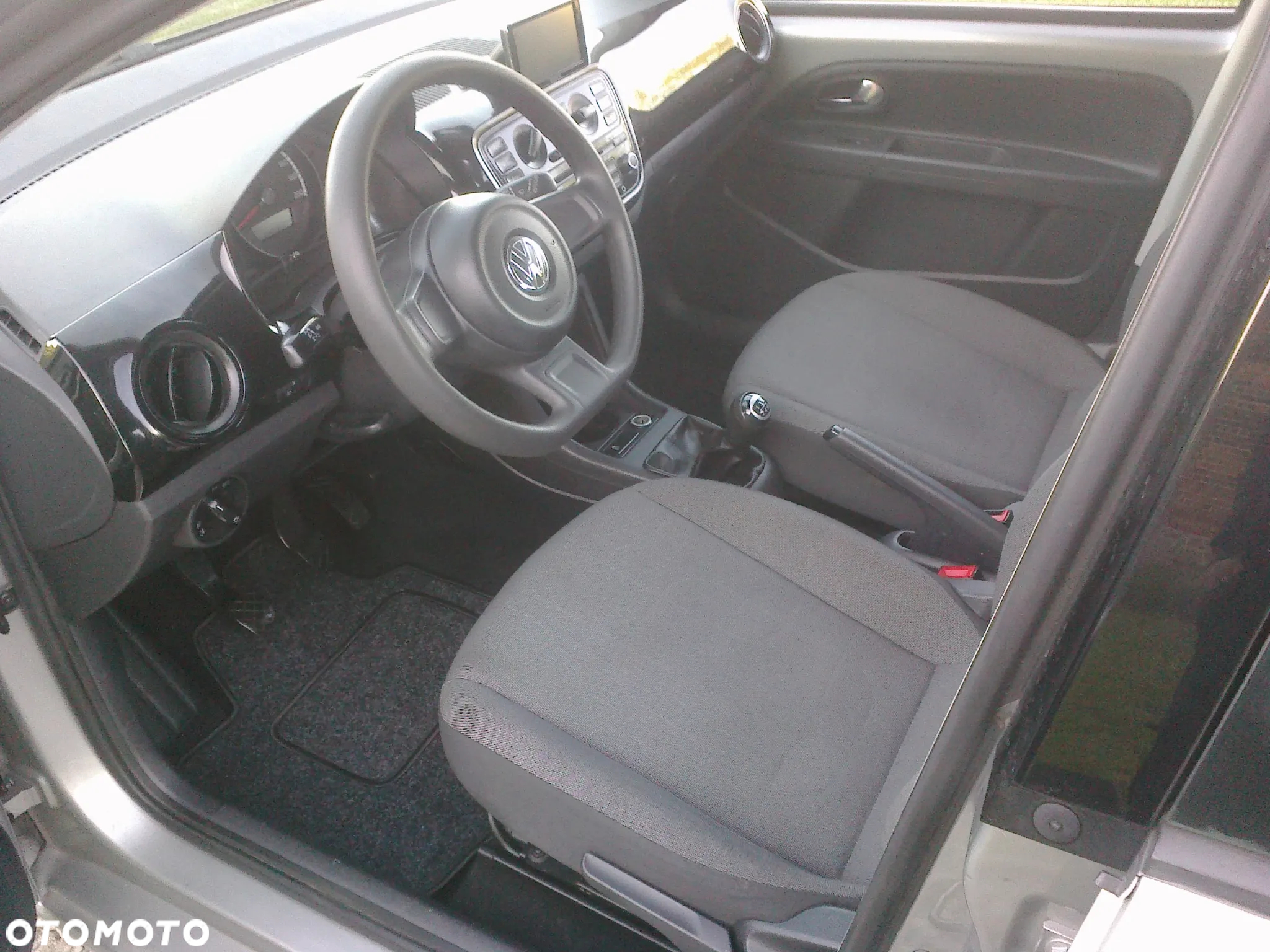 Volkswagen up! - 8