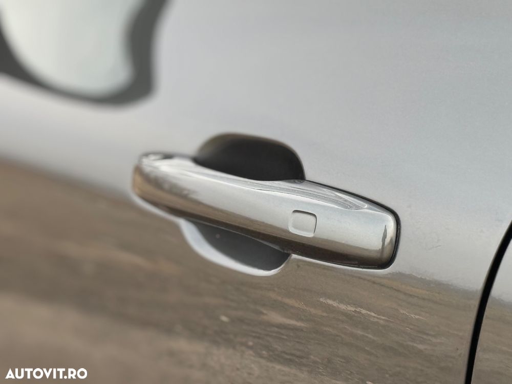 Volvo XC 60 D5 AWD Geartronic Inscription - 31