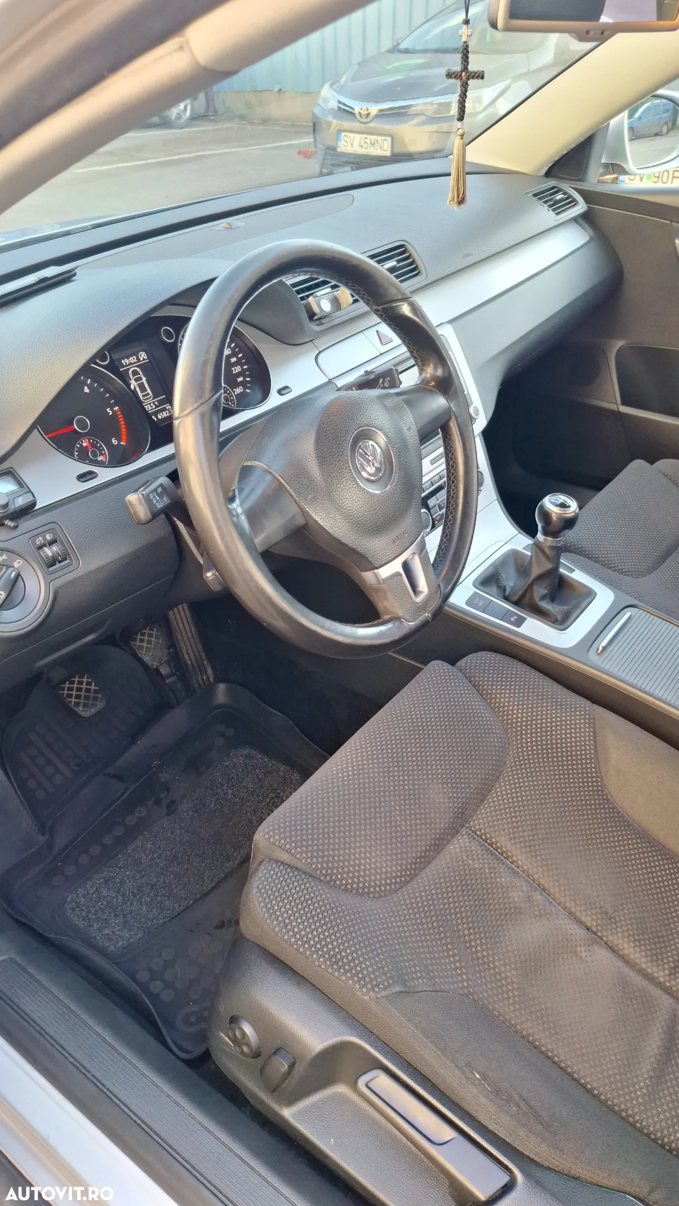 Volkswagen Passat 1.6 TDI BlueMotion - 21