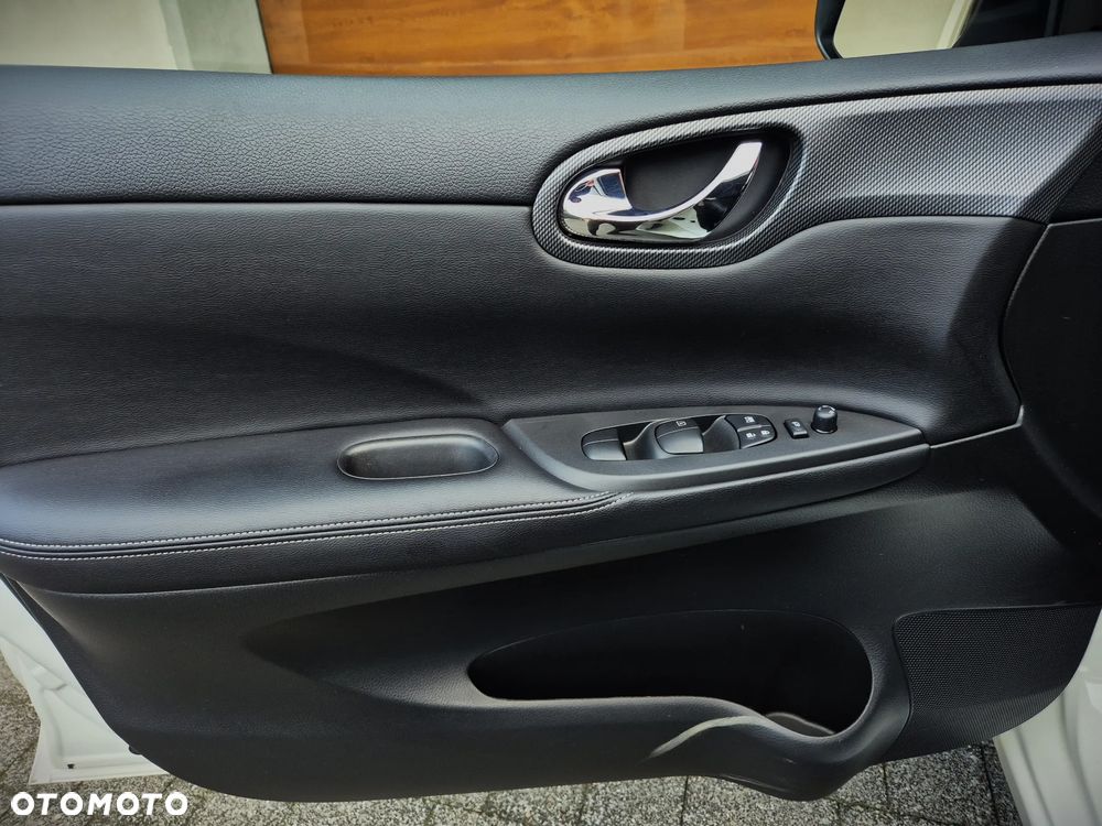 Nissan Pulsar 1.6 DIG-T Tekna - 25