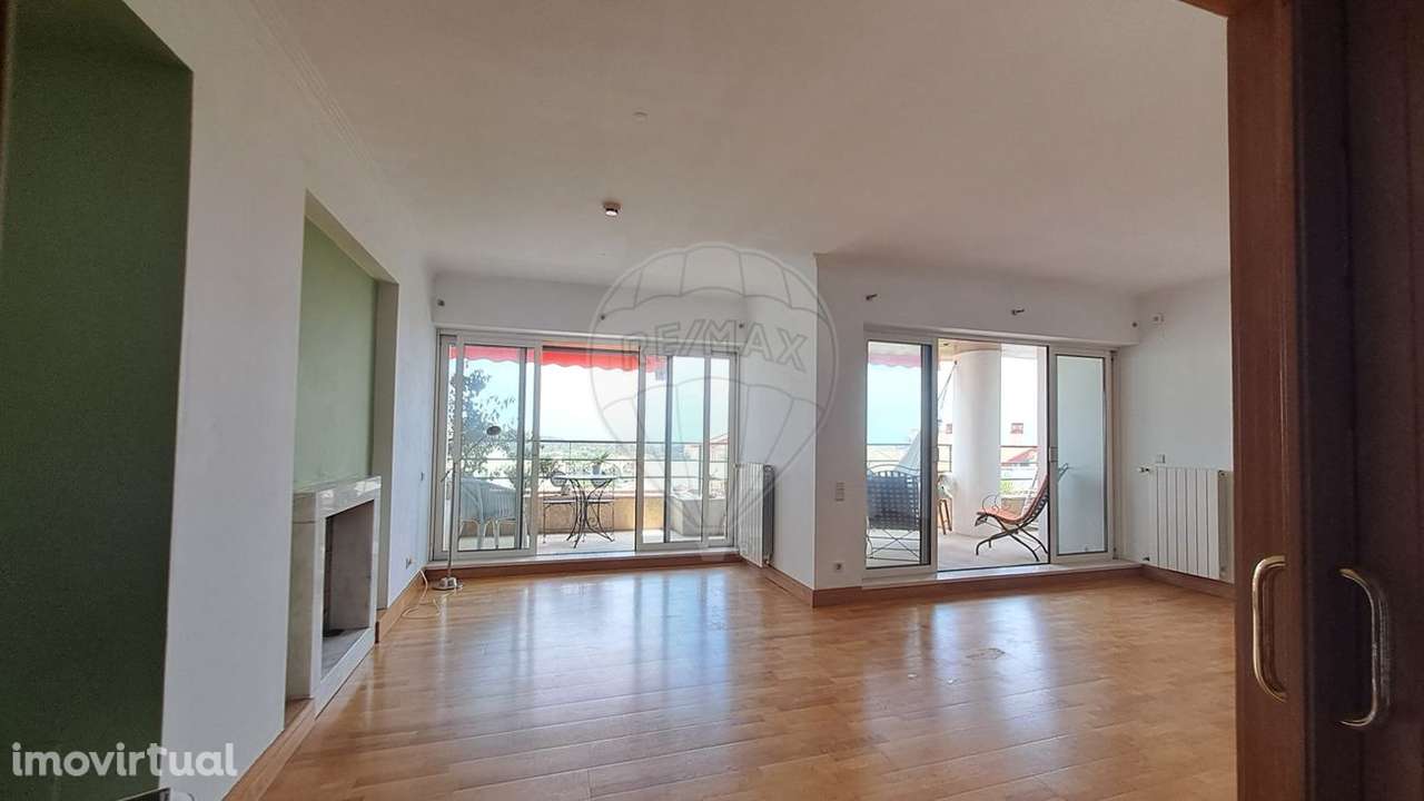 Apartamento T2 para arrendamento - Grande imagem: 2/28