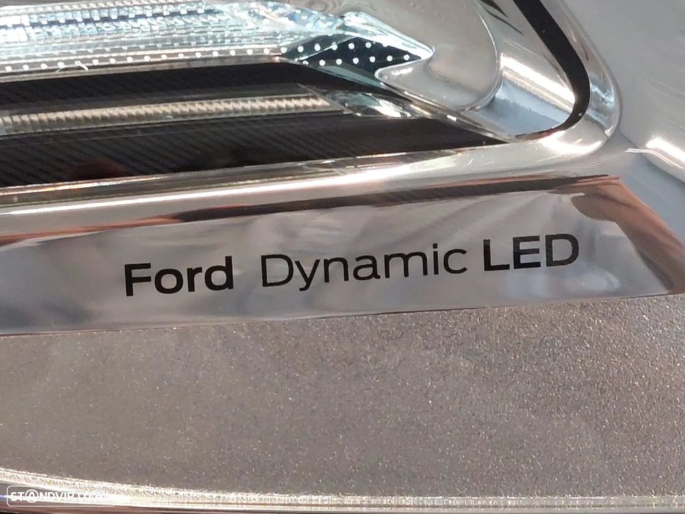 Ford Mondeo SW 2.0 TDCi Vignale - 11