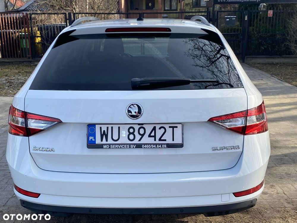 Skoda Superb 1.6 TDI GreenLine - 4