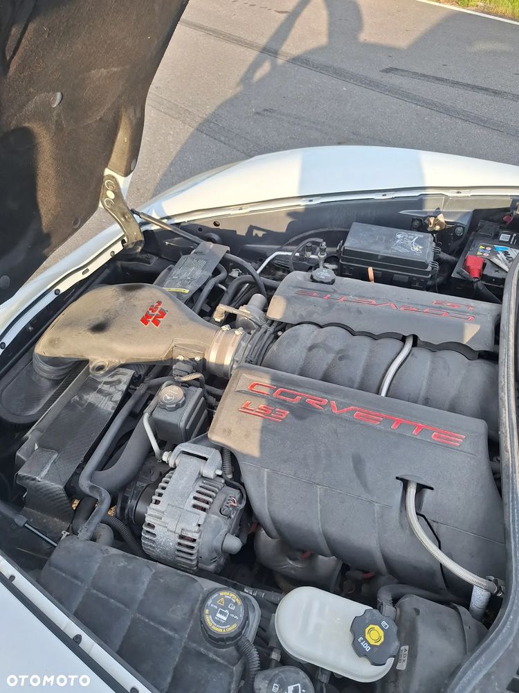 Chevrolet Corvette - 23