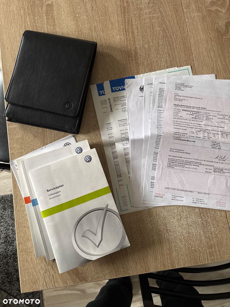 Volkswagen Golf 1.6 TDI BlueMotion Technology Cup - 25