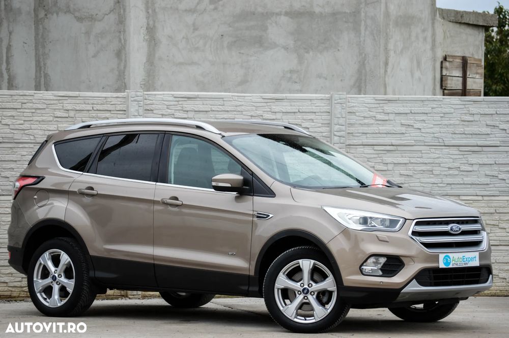 Ford Kuga 1.5 EcoBoost 4x4 Aut. Trend - 11