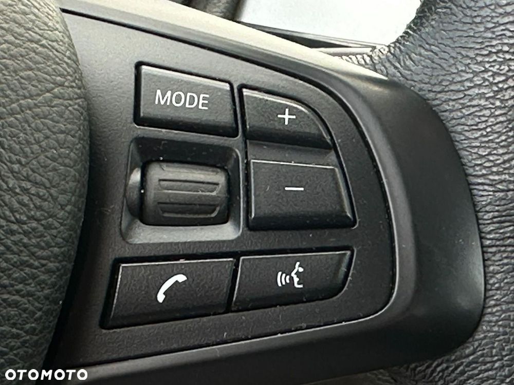 BMW X1 xDrive25e Advantage - 22