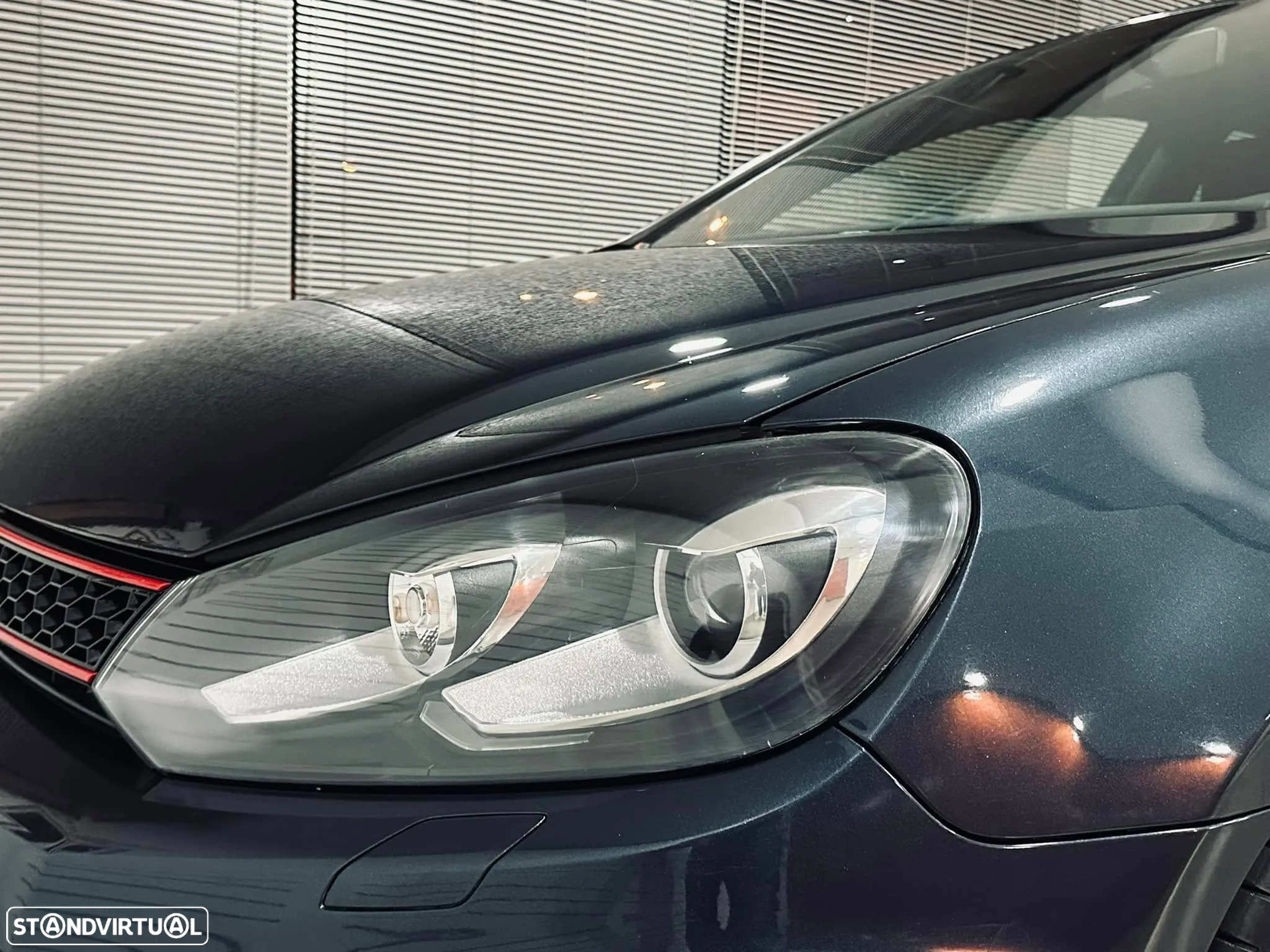 VW Golf 2.0 GTI - 4