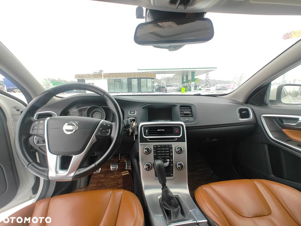 Volvo S60 D4 Summum - 8