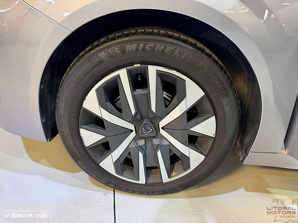 Peugeot 208 1.2 PureTech Active Pack - 13