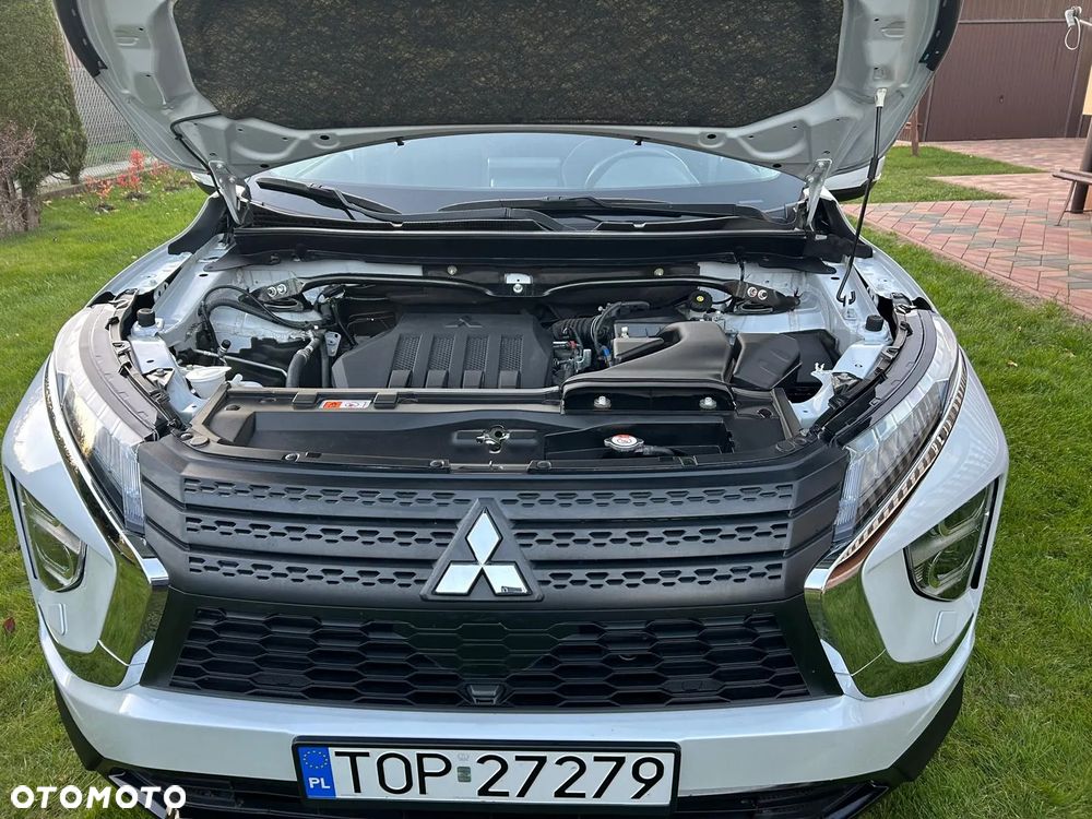 Mitsubishi Eclipse Cross - 24