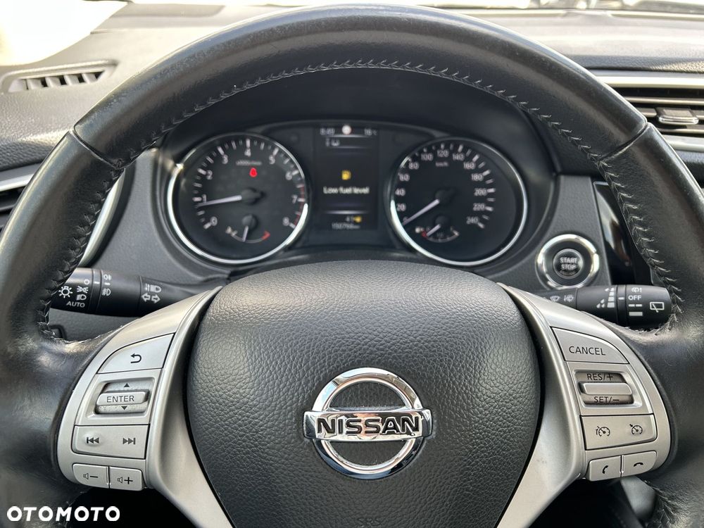 Nissan Qashqai 1.2 DIG-T N-Connecta - 10