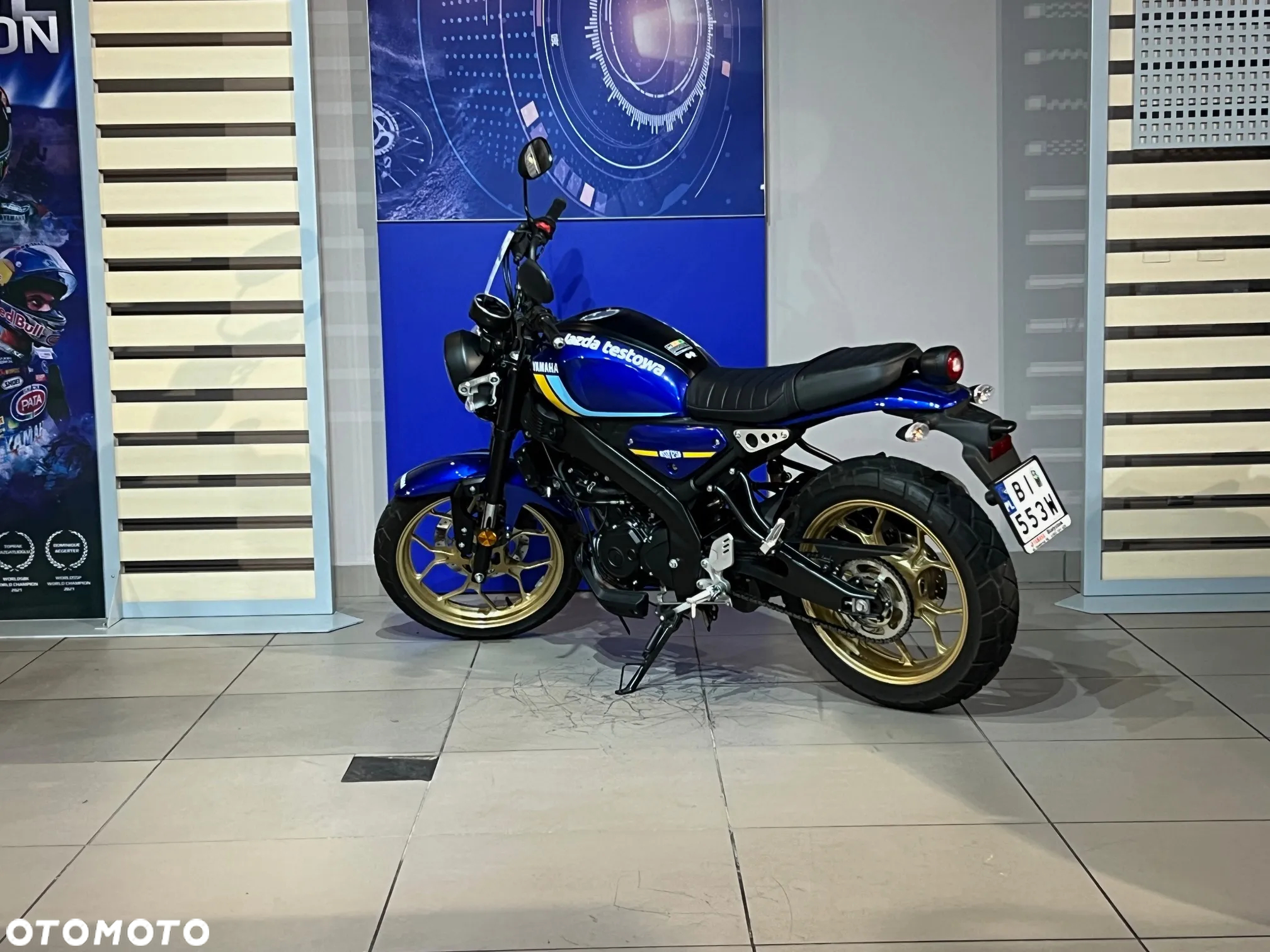 Yamaha XSR - 9