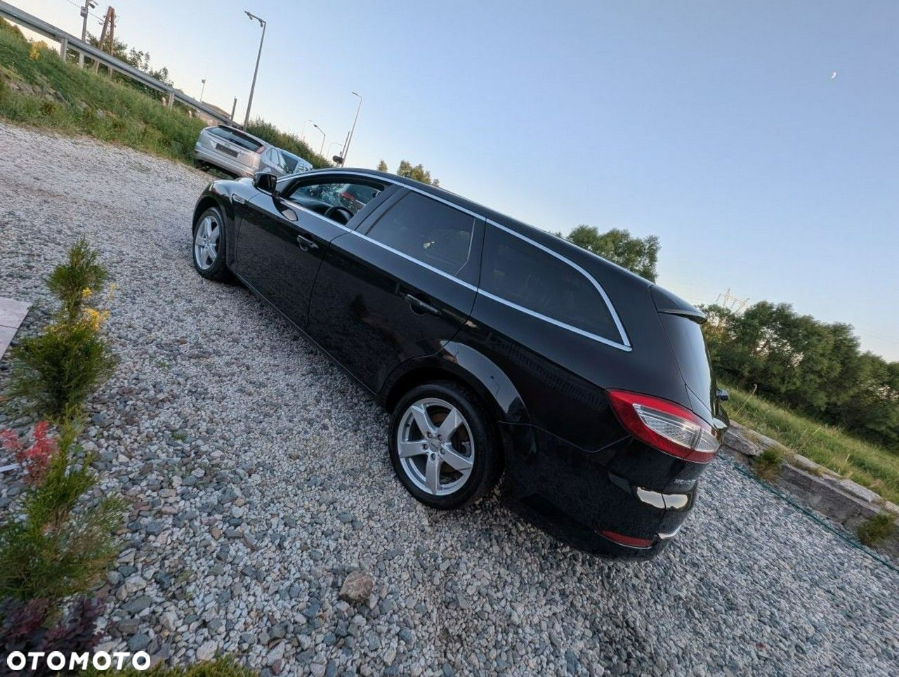 Ford Mondeo - 8