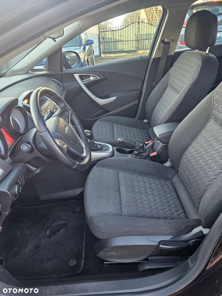 Opel Astra 1.7 CDTI Cosmo - 11