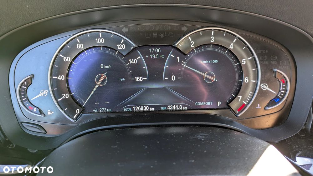 BMW Seria 5 530i xDrive Sport Line - 11