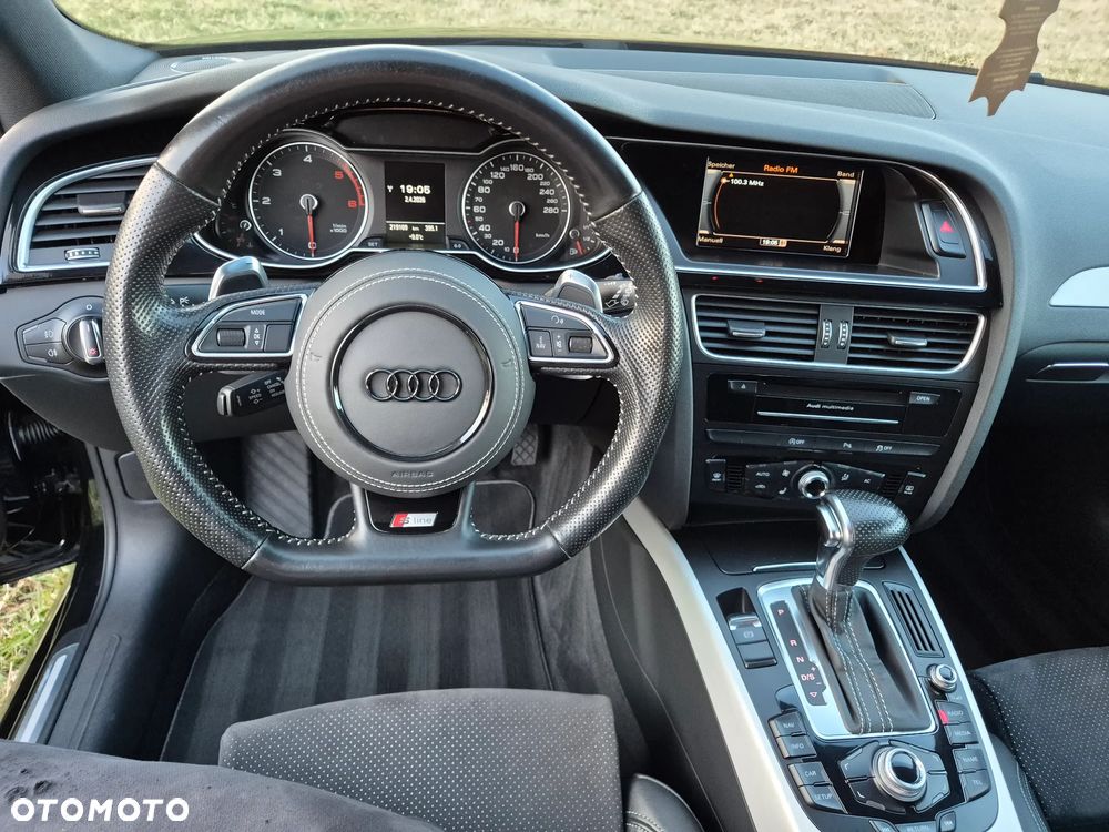 Audi A4 Avant 2.0 TDI DPF clean diesel multitronic S line Sportpaket - 26