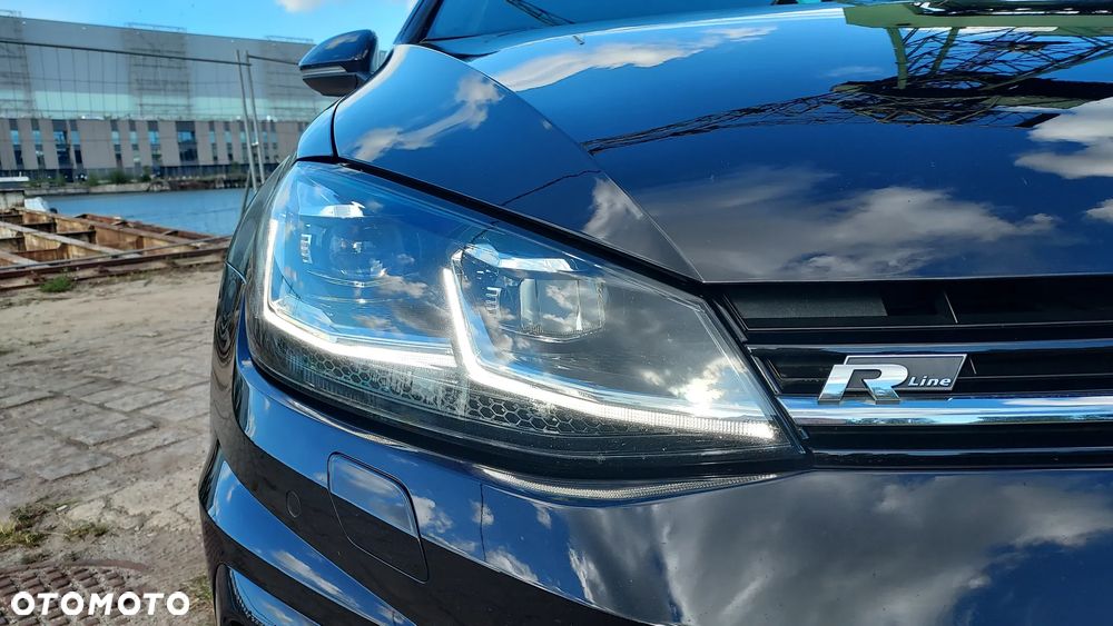 Volkswagen Golf - 9