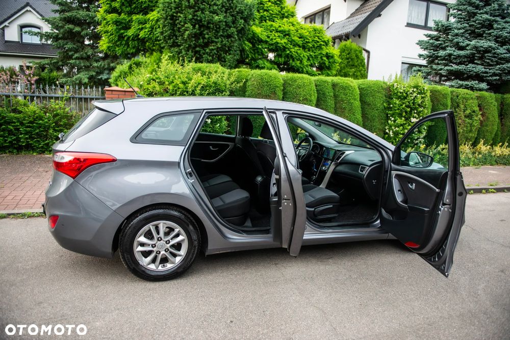 Hyundai i30 1.6 GDI Premium - 8
