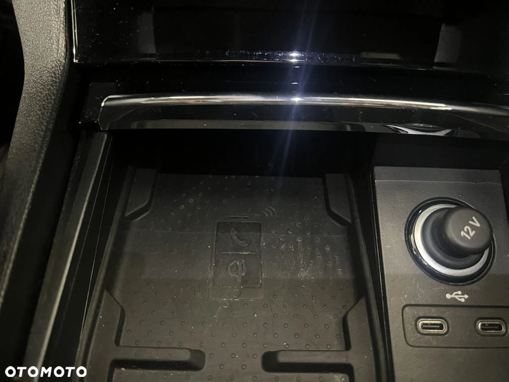 Skoda Karoq 1.5 TSI ACT 4x2 Sportline DSG - 25