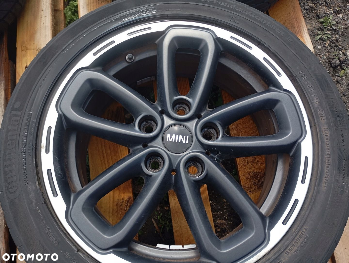 Felgi aluminiowe Mini COUNTRYMAN R61 9811730 7x17 5x120 ET50 - 6